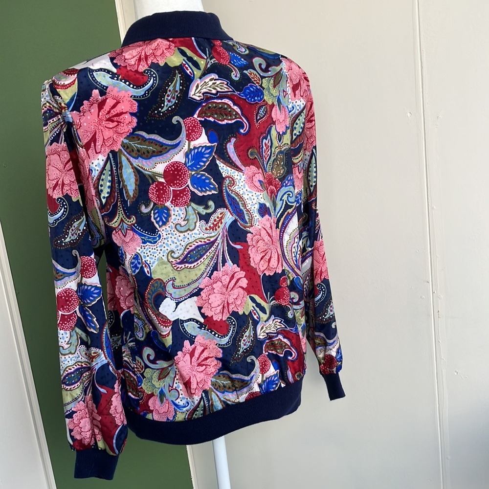 Vintage 80s Collared Silky Floral Henley Blouse - Picture 4 of 7